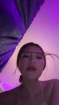 HoneyWeebsss's cam snapshot