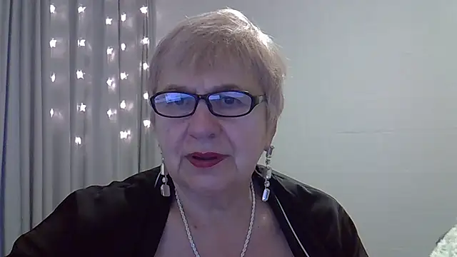 SweetCherry27's cam snapshot