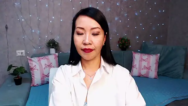 LiaPak's cam snapshot