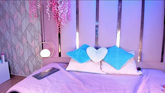 EmmaWilliam1's cam snapshot