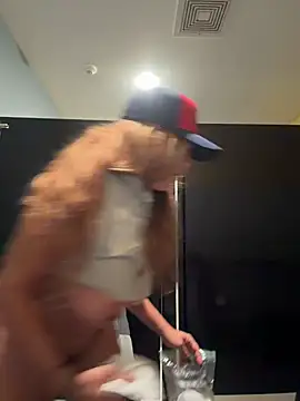 Bigbuttbrooklynn live sex cam