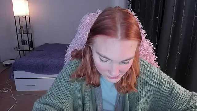 ReddHotPipper's cam snapshot