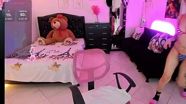 Melanny_lopez18's cam snapshot