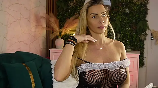 angel_wow_'s cam snapshot