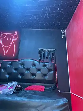 Emilyy-18 live sex cam