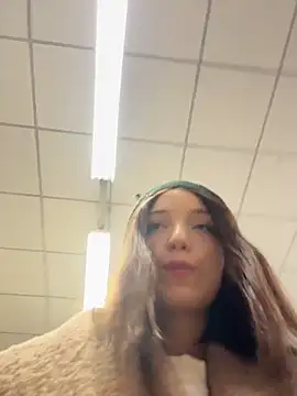 DollyTall live sex cam