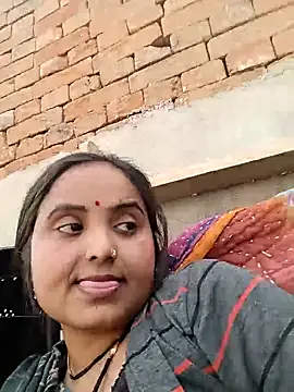 Pooja_hote live sex cam