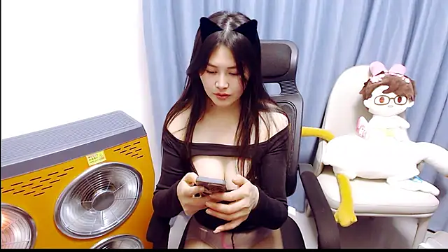 Little-sweet's cam snapshot