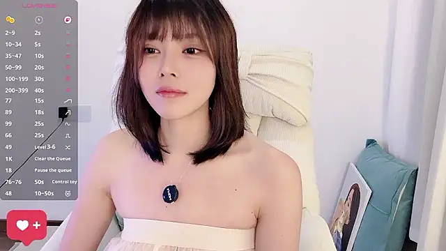 peachy_kiss's cam snapshot