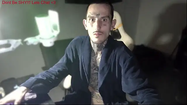 KumWithTheKommas live sex cam