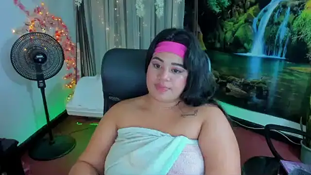 oliviia_cute's cam snapshot