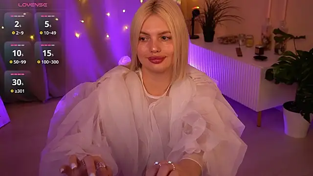 AmeliaWeells's cam snapshot