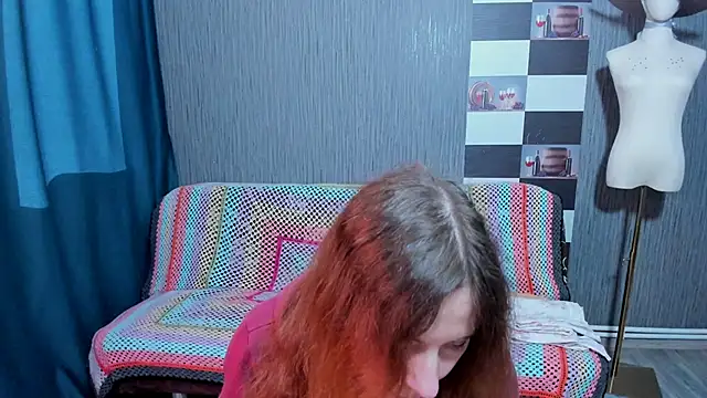 pa1e_pr1ncess's cam snapshot