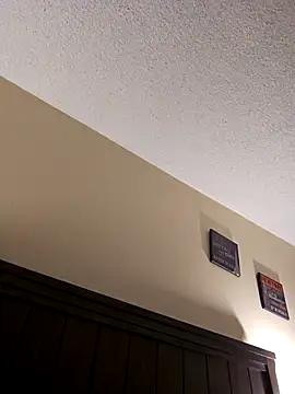 Roddog18 live sex cam