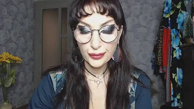 Aziza1's cam snapshot