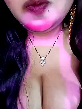 Suhanakhan04's cam snapshot