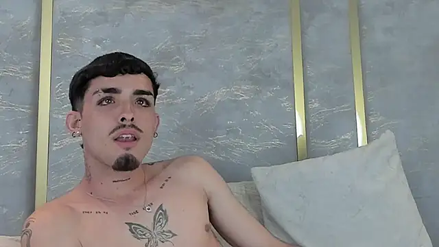 NikoStone_'s cam snapshot