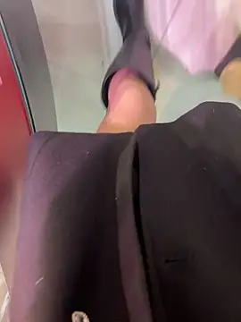 yimisun01 live sex cam