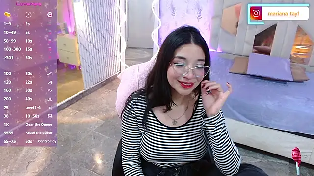MARIANA_TAY1's cam snapshot