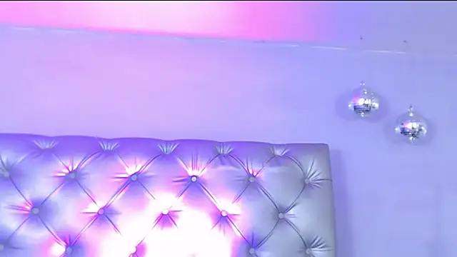 SilvanyMontana's cam snapshot