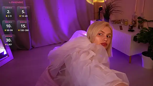 AmeliaWeells's cam snapshot