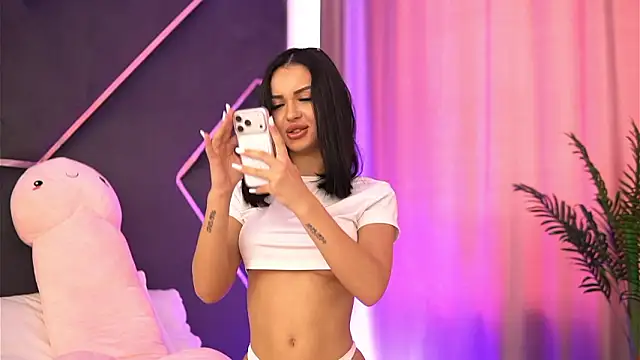 LilaRoses's cam snapshot