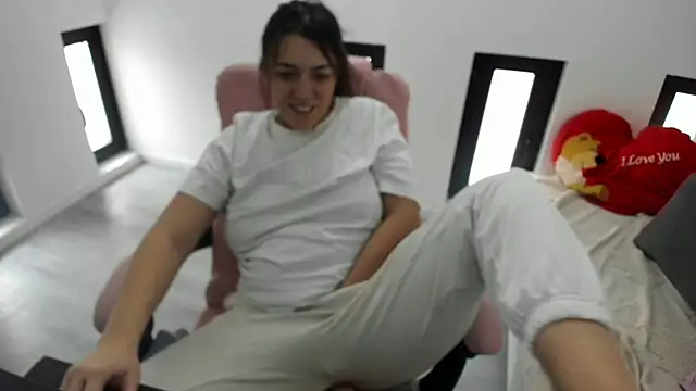 Dyana_Kaylinn's cam snapshot