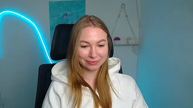 Dana_flowers's cam snapshot