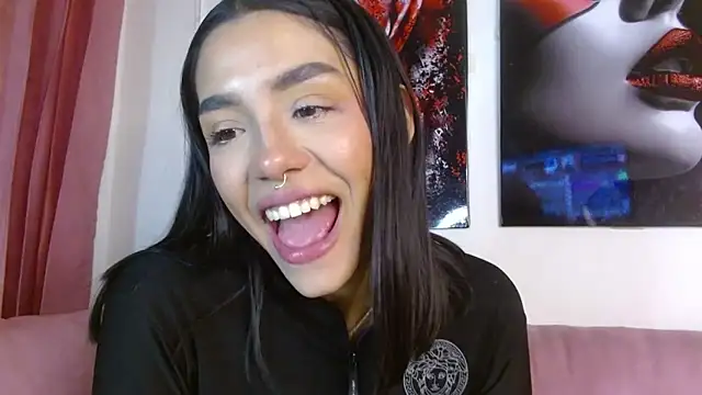 tael_novacs's cam snapshot