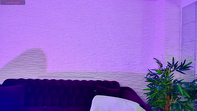 MeganSin_'s cam snapshot