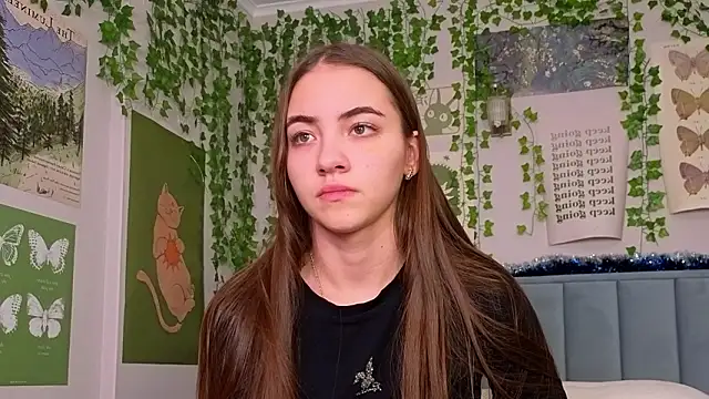 Fit_Brunette_'s cam snapshot