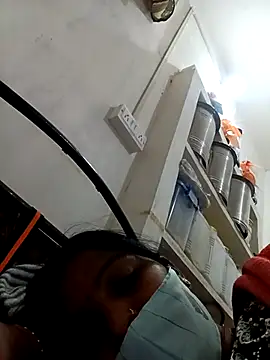 Sapnahot34's cam snapshot