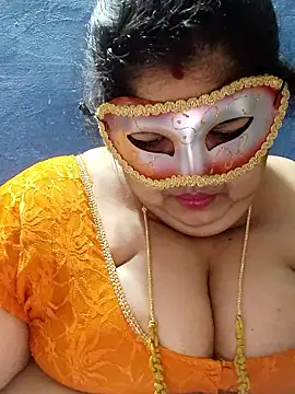 tamilthanushri live sex cam