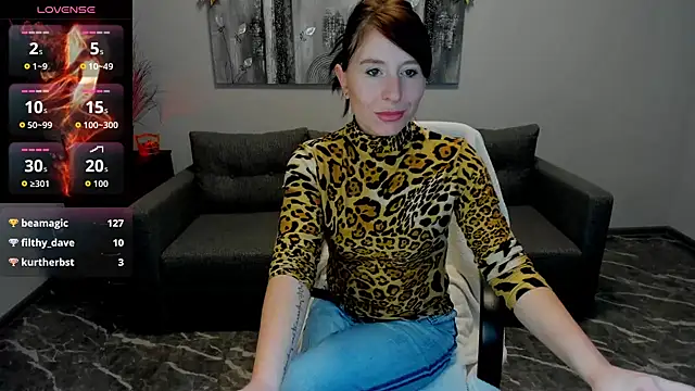 Betty_Jone's cam snapshot