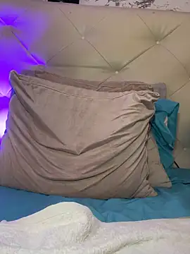 Lili__taylor live sex cam