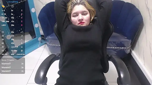 Nezuko_v's cam snapshot