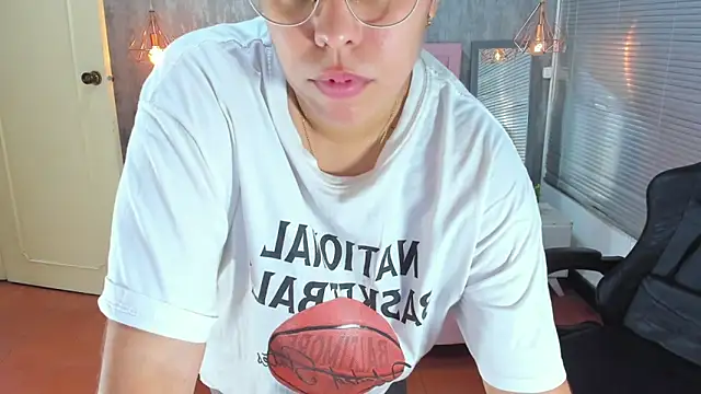 lissa_jhonsoon's cam snapshot