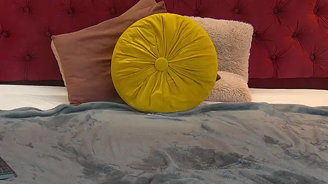 TaniaKaverina's cam snapshot