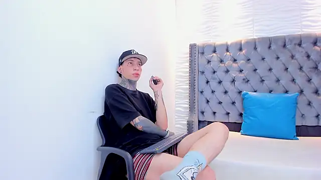 DANTE_ARMSTRONG live sex cam