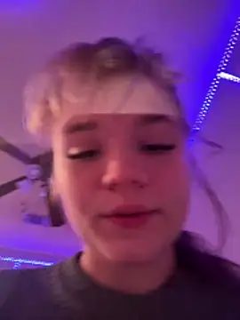 Cutiepiespanks live sex cam