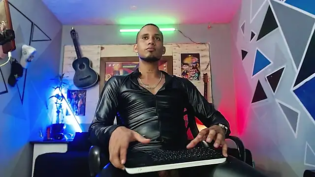 MagnusFrost live sex cam