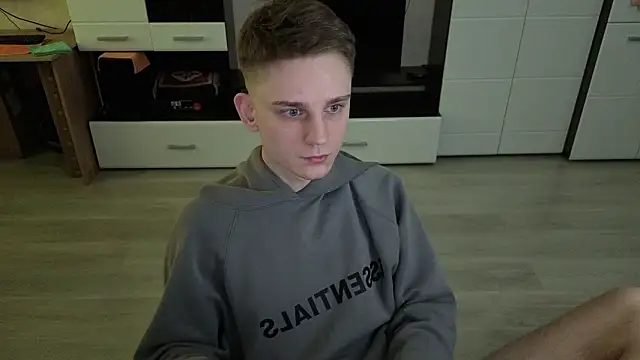 angryzan's cam snapshot