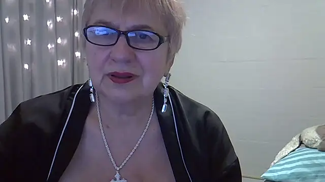 SweetCherry27's cam snapshot