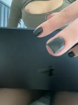 Elegant_girl's cam snapshot