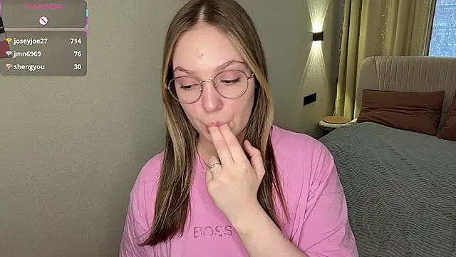 NguyetHankey's cam snapshot