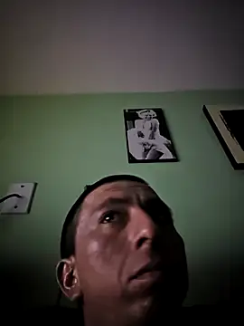 Boogiehtx713's cam snapshot