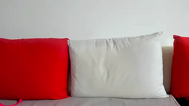 cute_angel95's cam snapshot