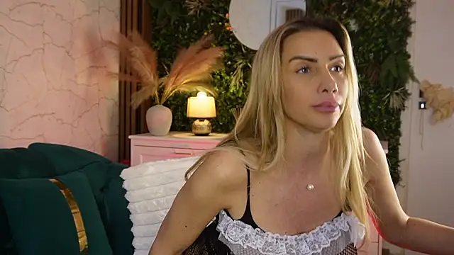 angel_wow_'s cam snapshot