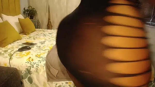 AssQueen90's cam snapshot