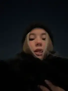 VineraSweet's cam snapshot